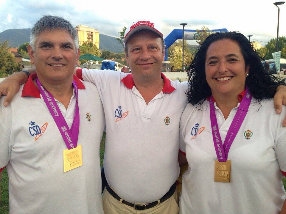 Encarna Garrido y José Luis Iriarte, campeones del Mundo de 3D